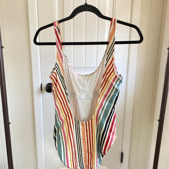 VGUC | Madewell | Second Wave Scoop Tank Swimsuit - Picture 7 of 13